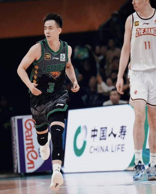 开云-关于德罗巴重返赛场，锐不可当首场状态出色，切尔西观众沸腾！引发球迷热议的信息