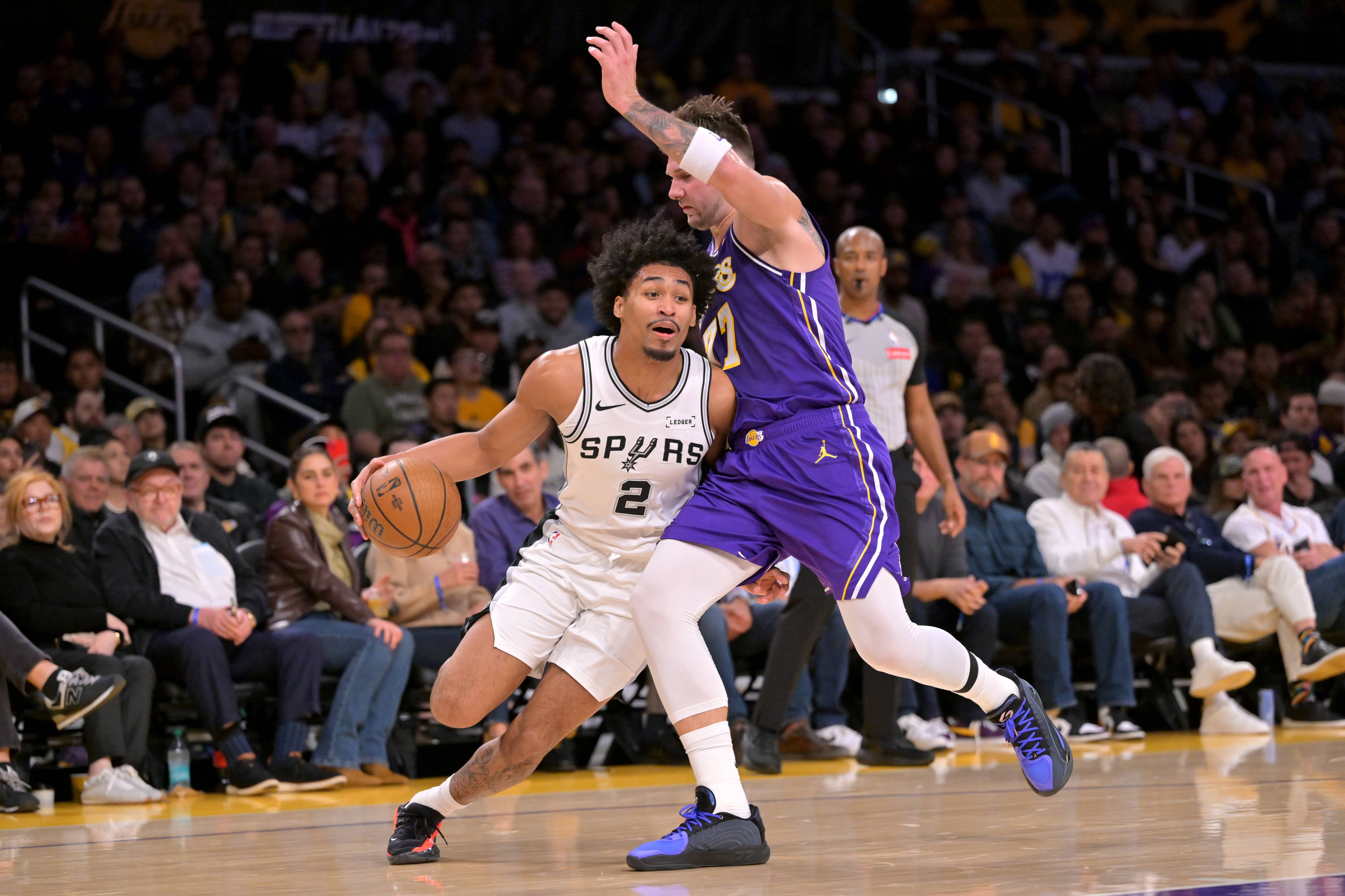 Kaiyun-东契奇在曼联比赛中赛况扑朔迷离，大胜引发热议！的简单介绍